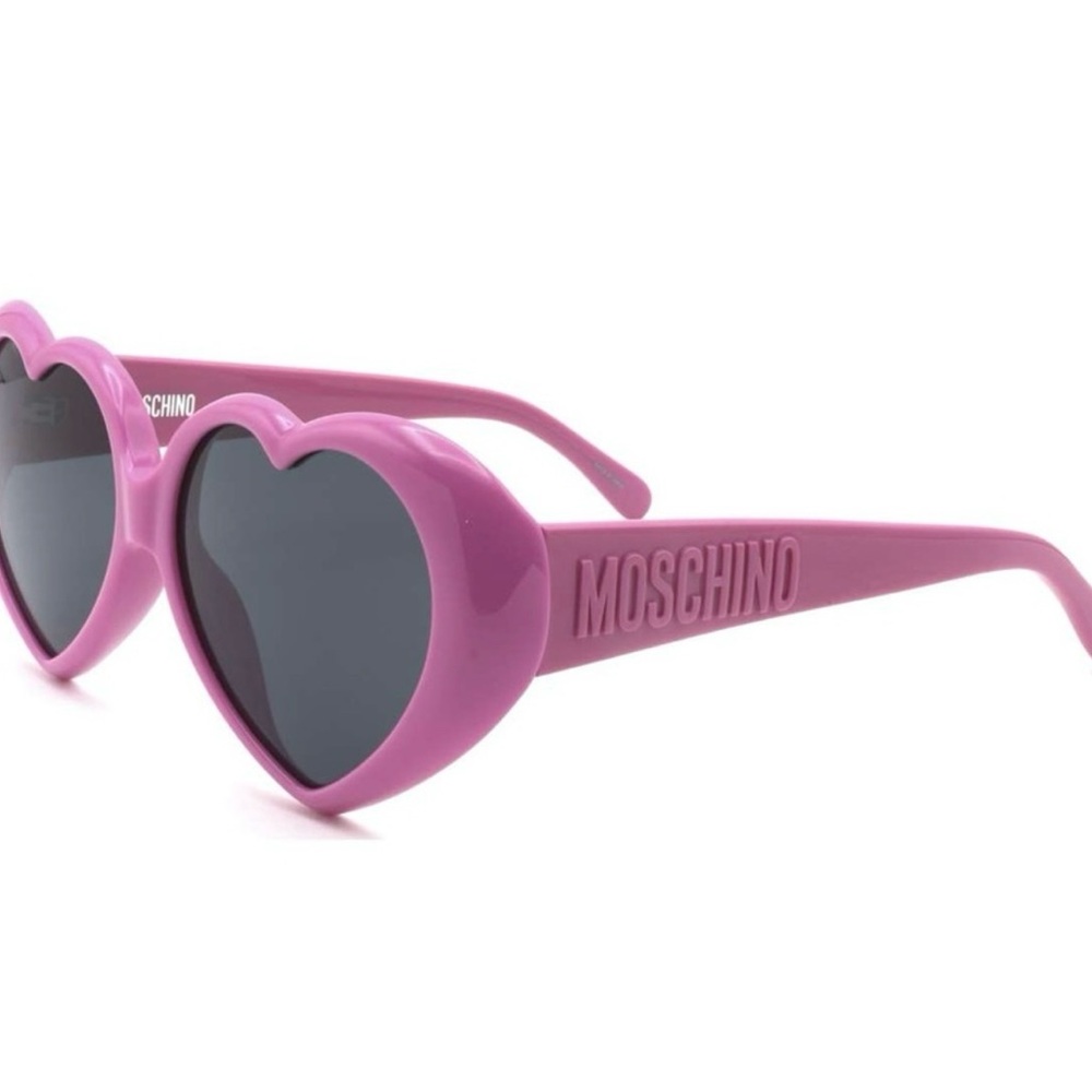 Moschino Heart Sunglasses in Pink